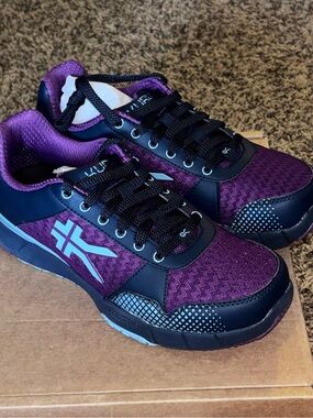Kuru Quantum 2.0 Womens Size 8.5 Wide Grape Athletic Running Shoes Sneakers New